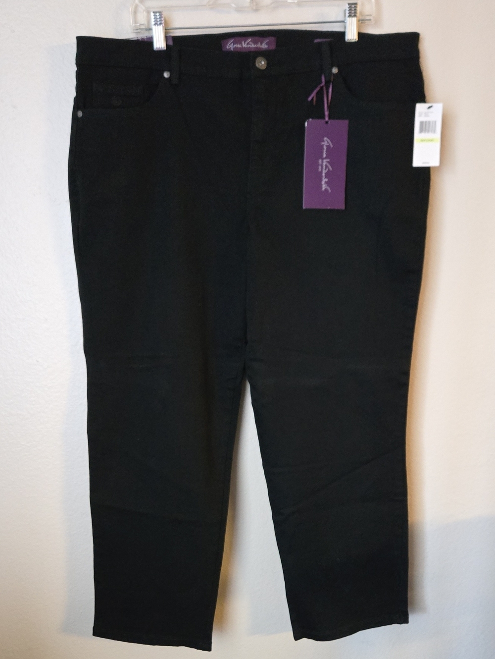 Gloria Vanderbilt Amanda Jeans 18W Short Black Ultra Stretch NWT